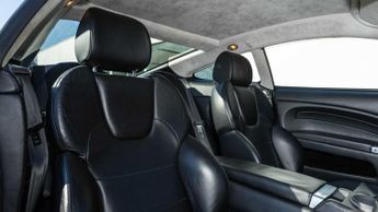 Aston Martin Vanquish 