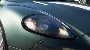 Aston Martin Vanquish 