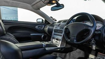 Aston Martin Vanquish 