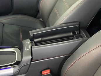 Mercedes-Benz EQB Urban Edition