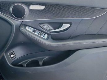 Mercedes-Benz GLC AMG Line