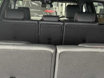 Mercedes-Benz EQB AMG Line Premium