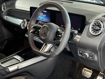 Mercedes-Benz EQB AMG Line Premium