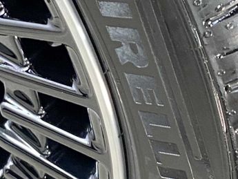 Mercedes-Benz EQB Urban Edition