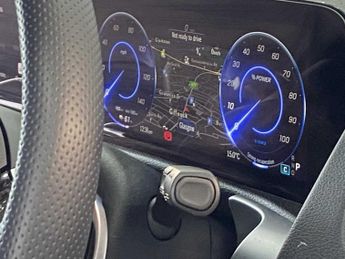 Mercedes-Benz EQB Urban Edition