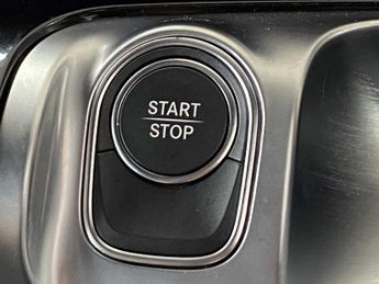 Mercedes-Benz EQB Urban Edition