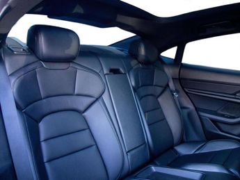 Porsche Taycan Saloon 