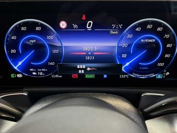 Mercedes-Benz EQB Urban Edition