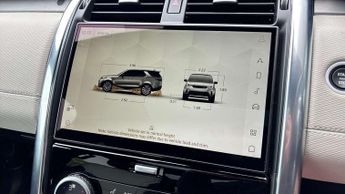 Land Rover Discovery R-Dynamic SE