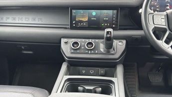 Land Rover Defender X-Dynamic SE