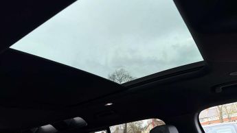 Land Rover Defender X-Dynamic SE