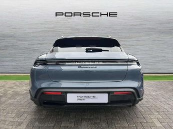 Porsche Taycan 
