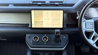Land Rover Defender X-Dynamic HSE