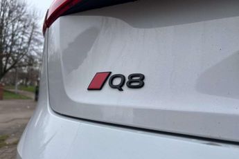 Audi Q8 S Line