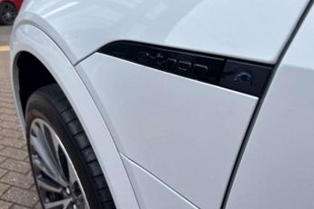 Audi Q8 S Line