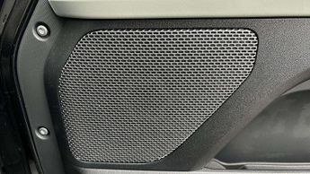 Land Rover Defender XS Edition