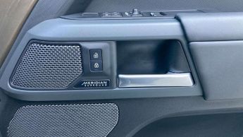 Land Rover Defender X