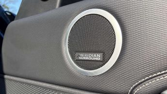 Land Rover Discovery R-Dynamic HSE