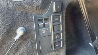 Land Rover Discovery R-Dynamic HSE