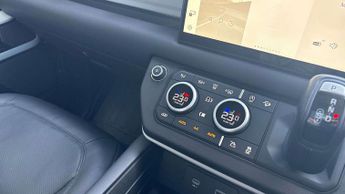 Land Rover Defender HSE