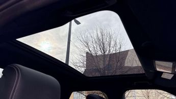 Land Rover Discovery R-Dynamic SE