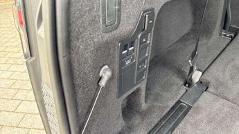 Land Rover Discovery R-Dynamic SE