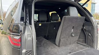 Land Rover Discovery R-Dynamic SE