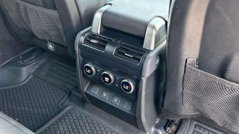 Land Rover Defender X-Dynamic SE