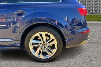 Audi Q7 S Line