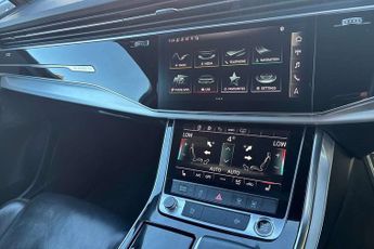 Audi Q7 S Line
