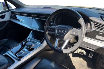 Audi Q7 S Line