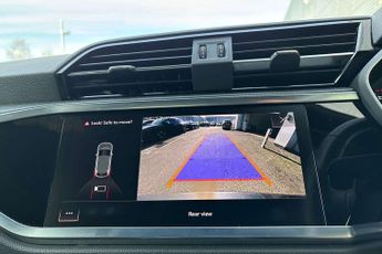 Audi Q3 Black Edition