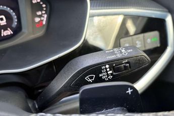 Audi Q3 Black Edition