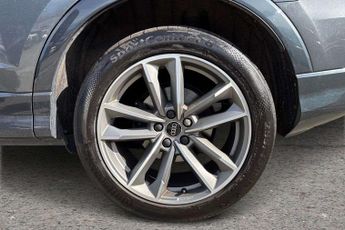 Audi Q3 Black Edition