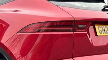 Jaguar E-PACE R-Dynamic SE Black