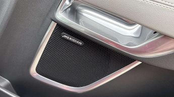 Jaguar E-PACE R-Dynamic SE Black