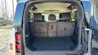 Land Rover Defender S