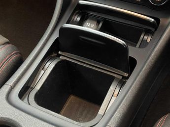 Mercedes-Benz GLA AMG Line