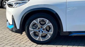 BMW Ix1 xLine