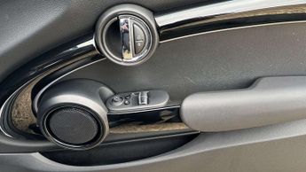 MINI Hatchback Cooper Classic