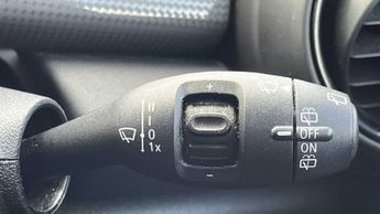 MINI Hatchback Cooper