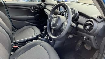 MINI Hatchback Cooper