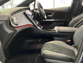 Mercedes-Benz EQE AMG Line