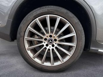 Mercedes-Benz GLC AMG Line