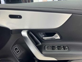 Mercedes-Benz Cla AMG Line