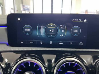 Mercedes-Benz Cla AMG Line