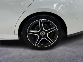 Mercedes-Benz Cla AMG Line