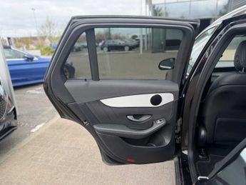 Mercedes-Benz GLC AMG Line