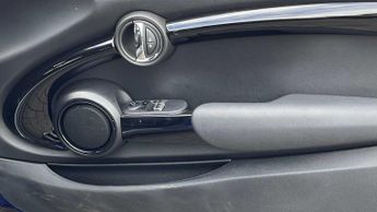 MINI Hatchback Cooper