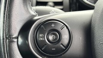 MINI Hatchback Cooper